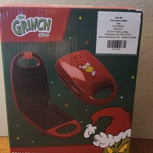 BRAND NEW GRINCH GRILLED CHEESE MAKER